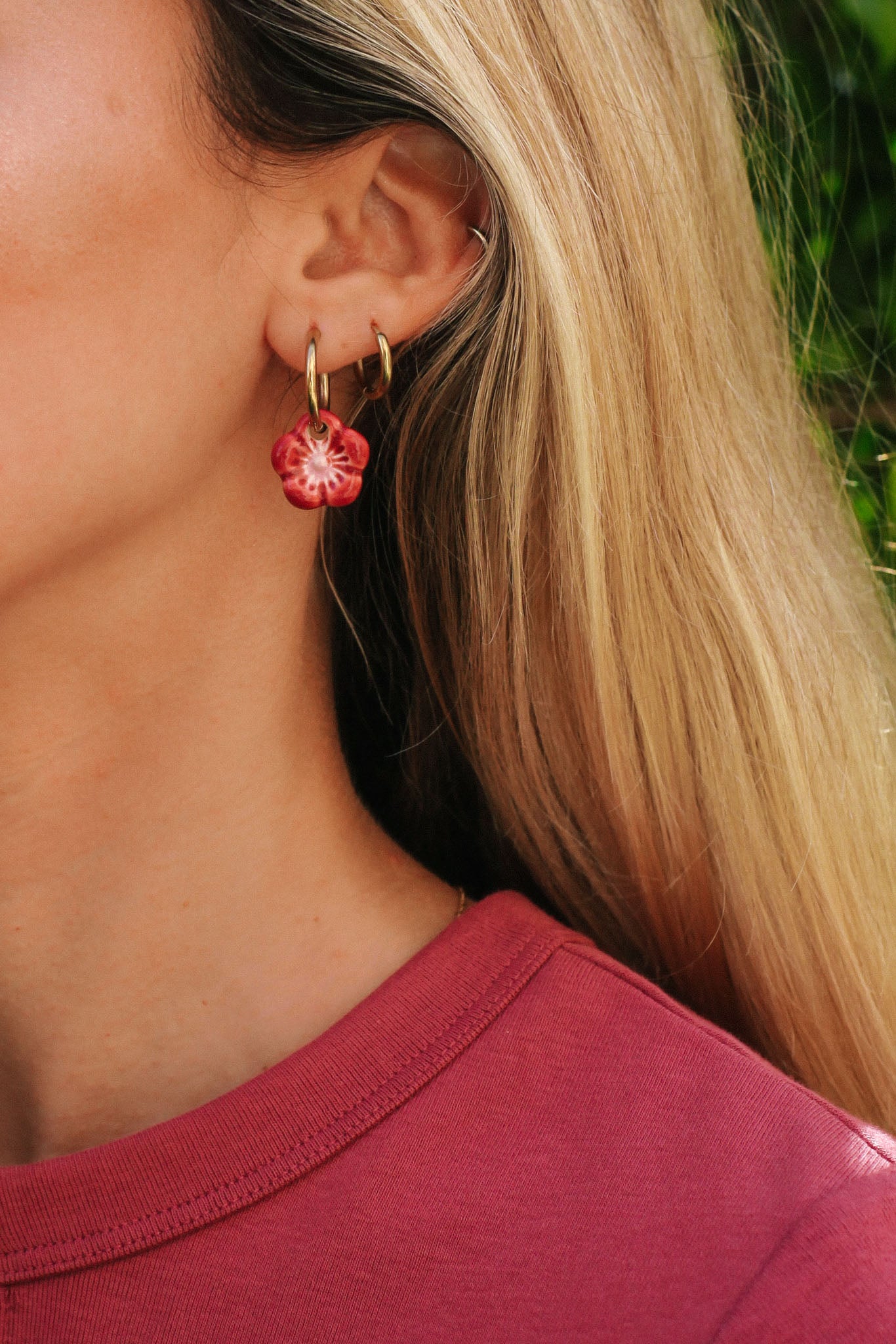 Nuevo | Pendientes Plumeria Burdeos | S