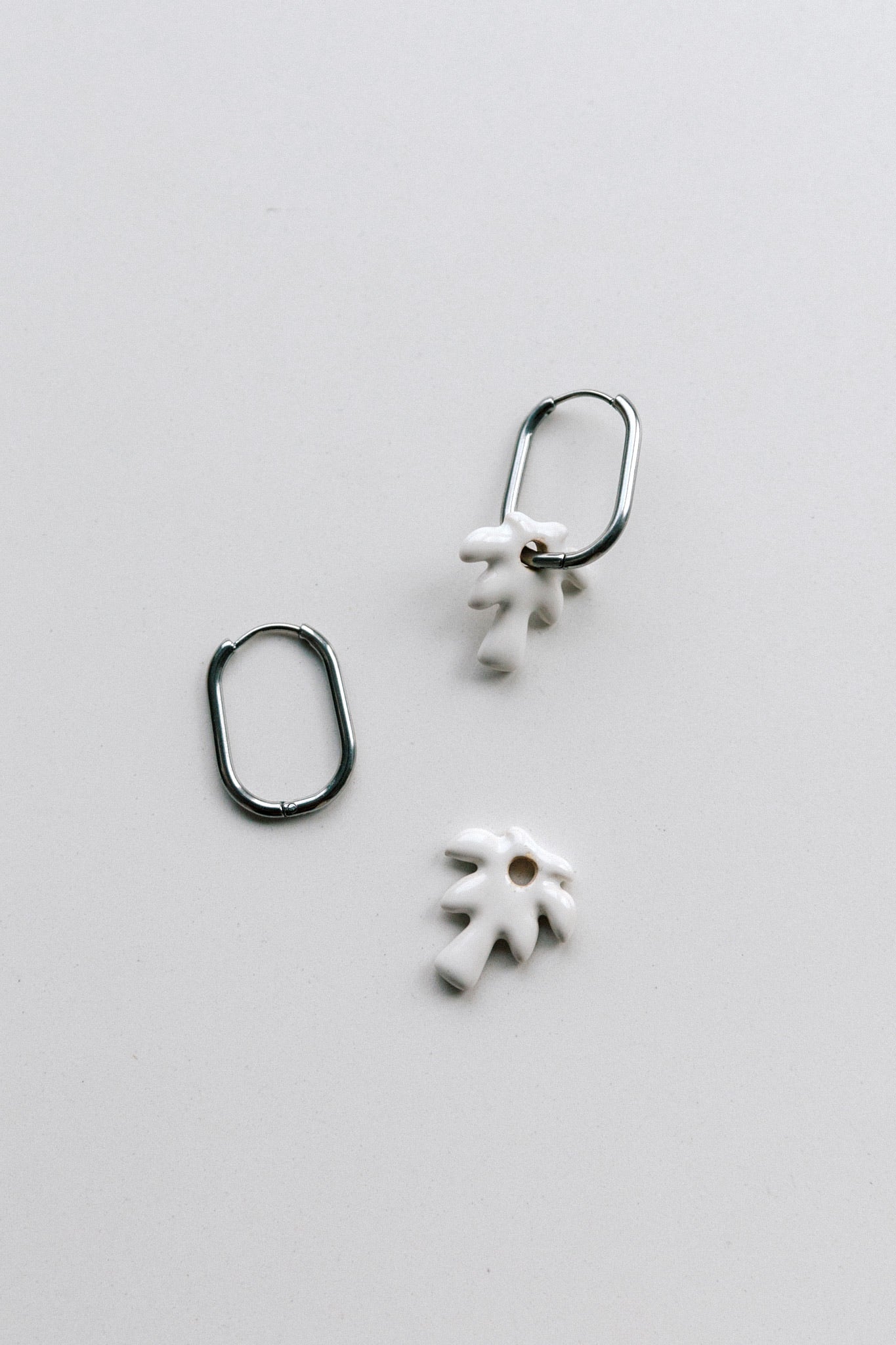 Nuevo | Pendientes Mini Niu Blanco | S