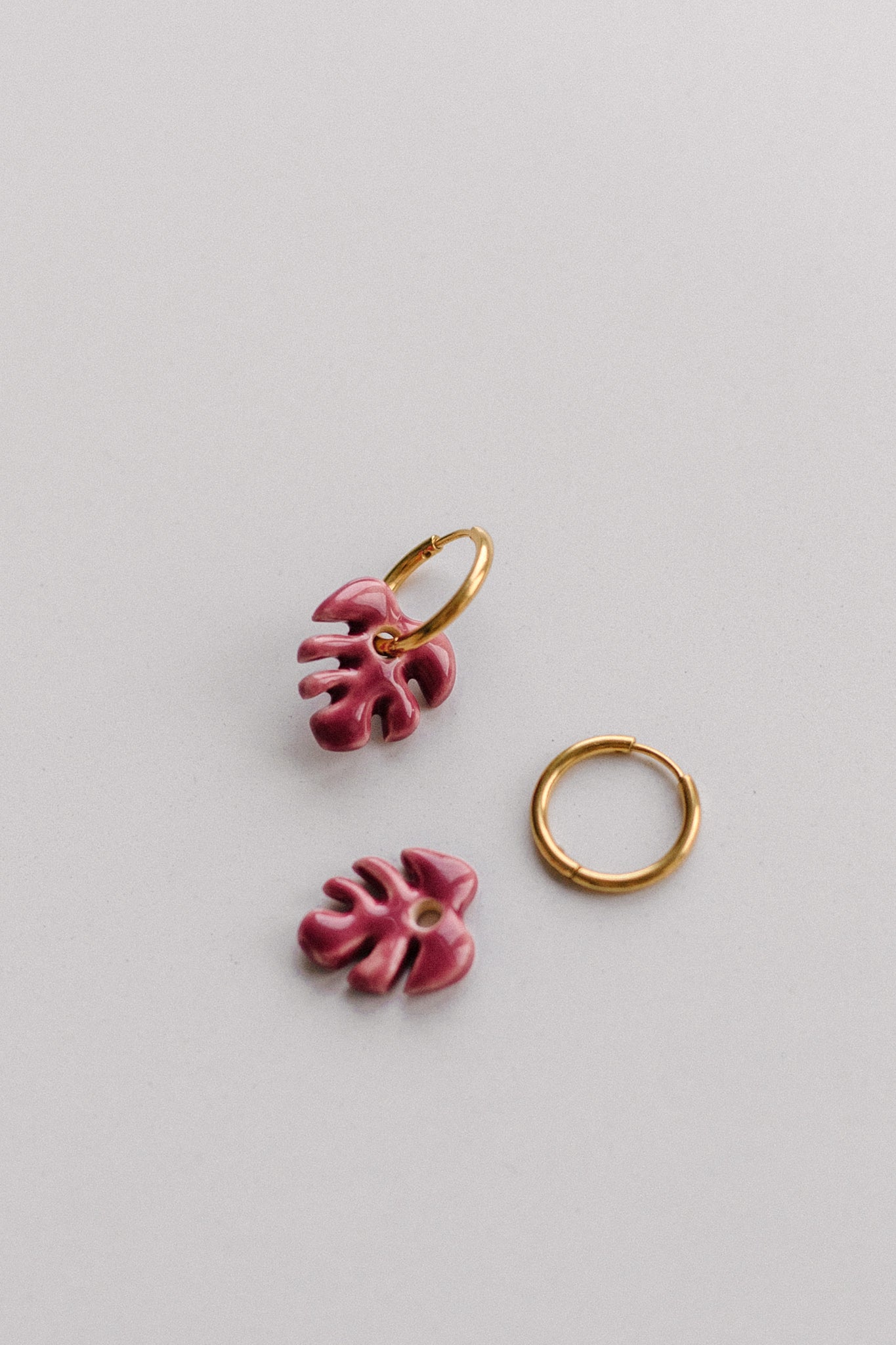 Burgundy Mini Aloha Earrings | S
