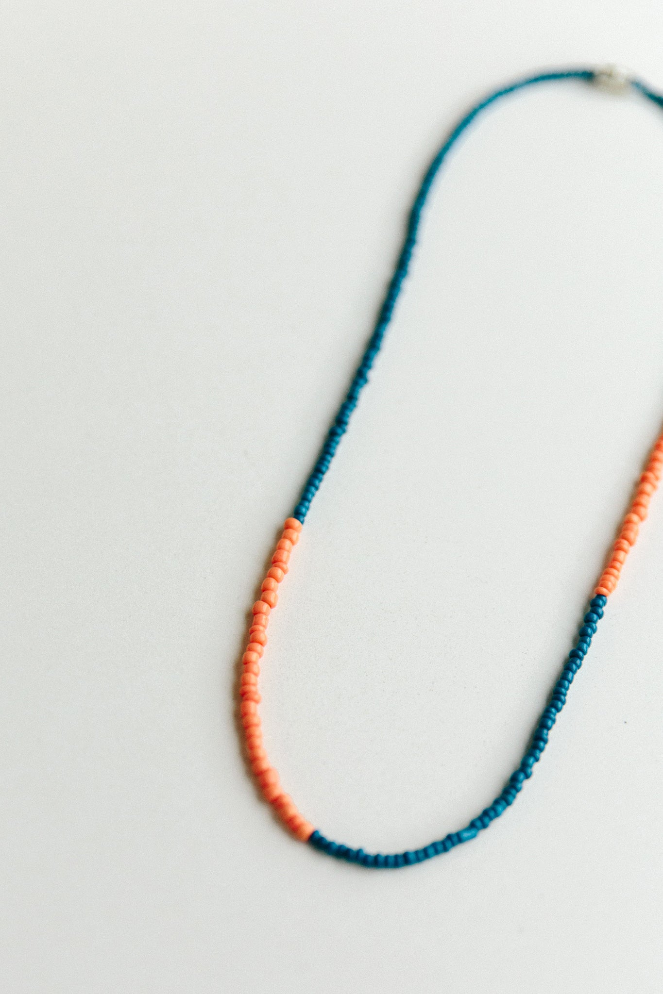 Edición Limitada | Collar Māla Naranja/Azul