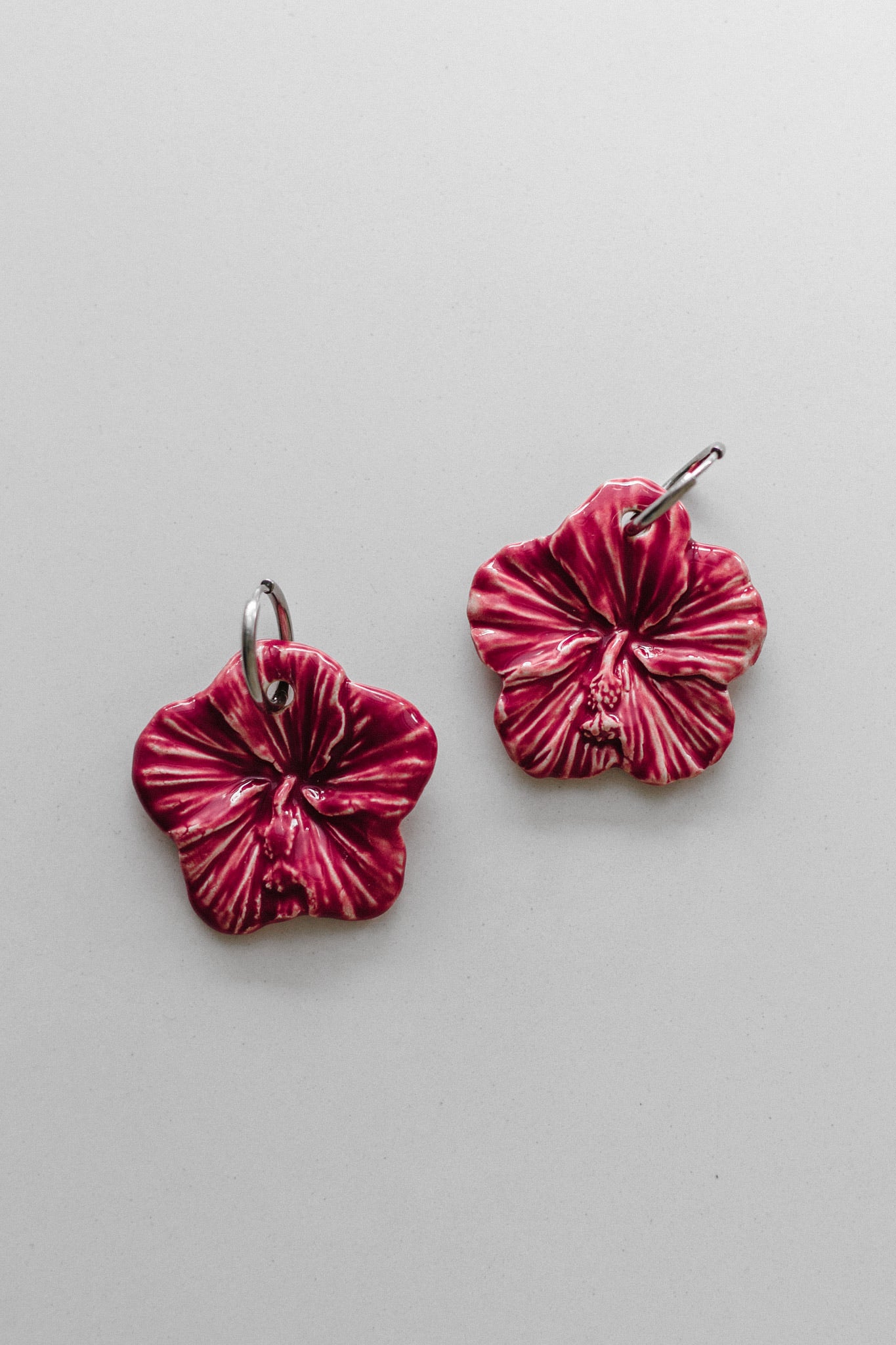 Pendientes Hibiscus Burdeos | XXL