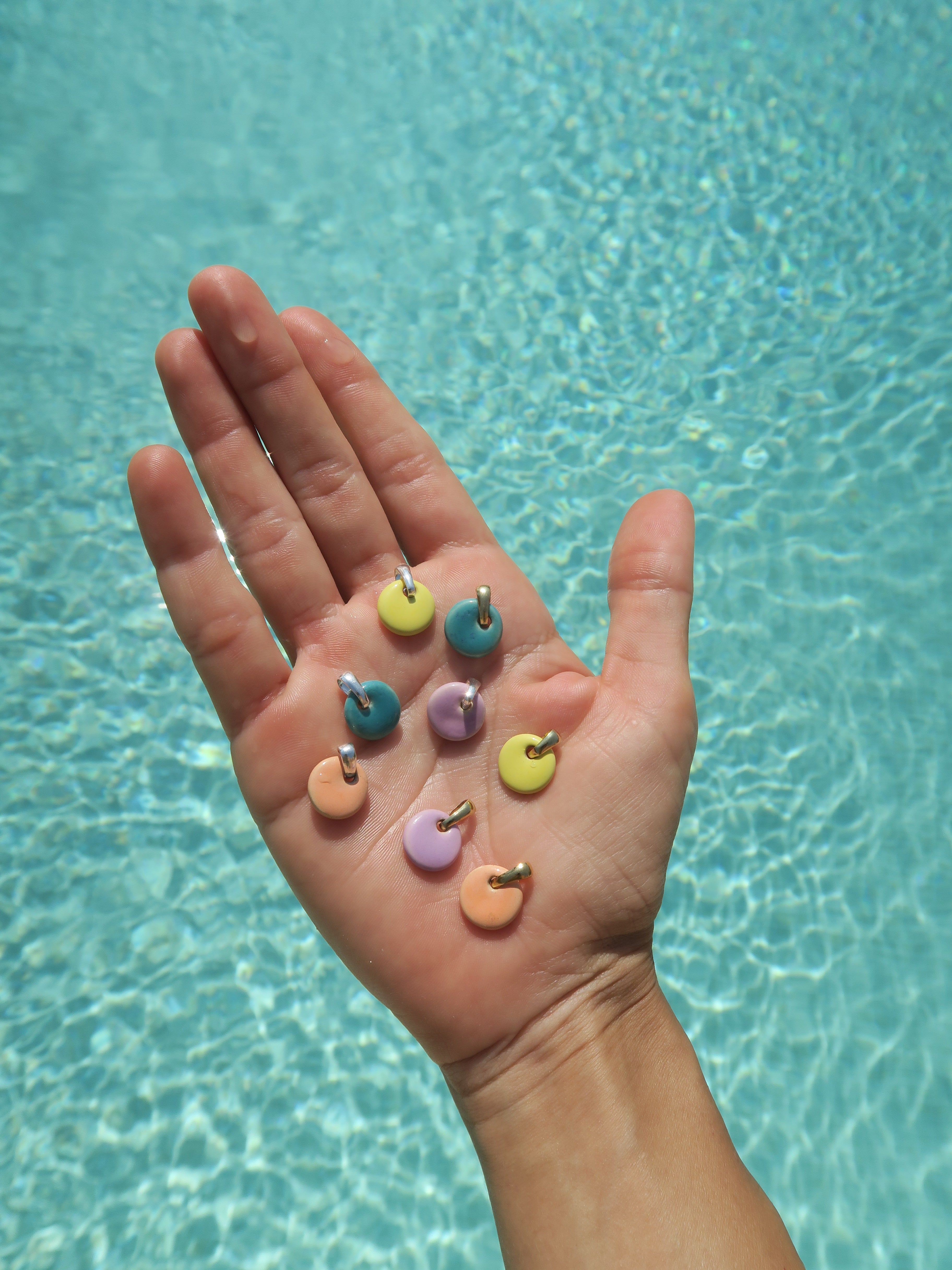 Charm Waikiki | 4 colores