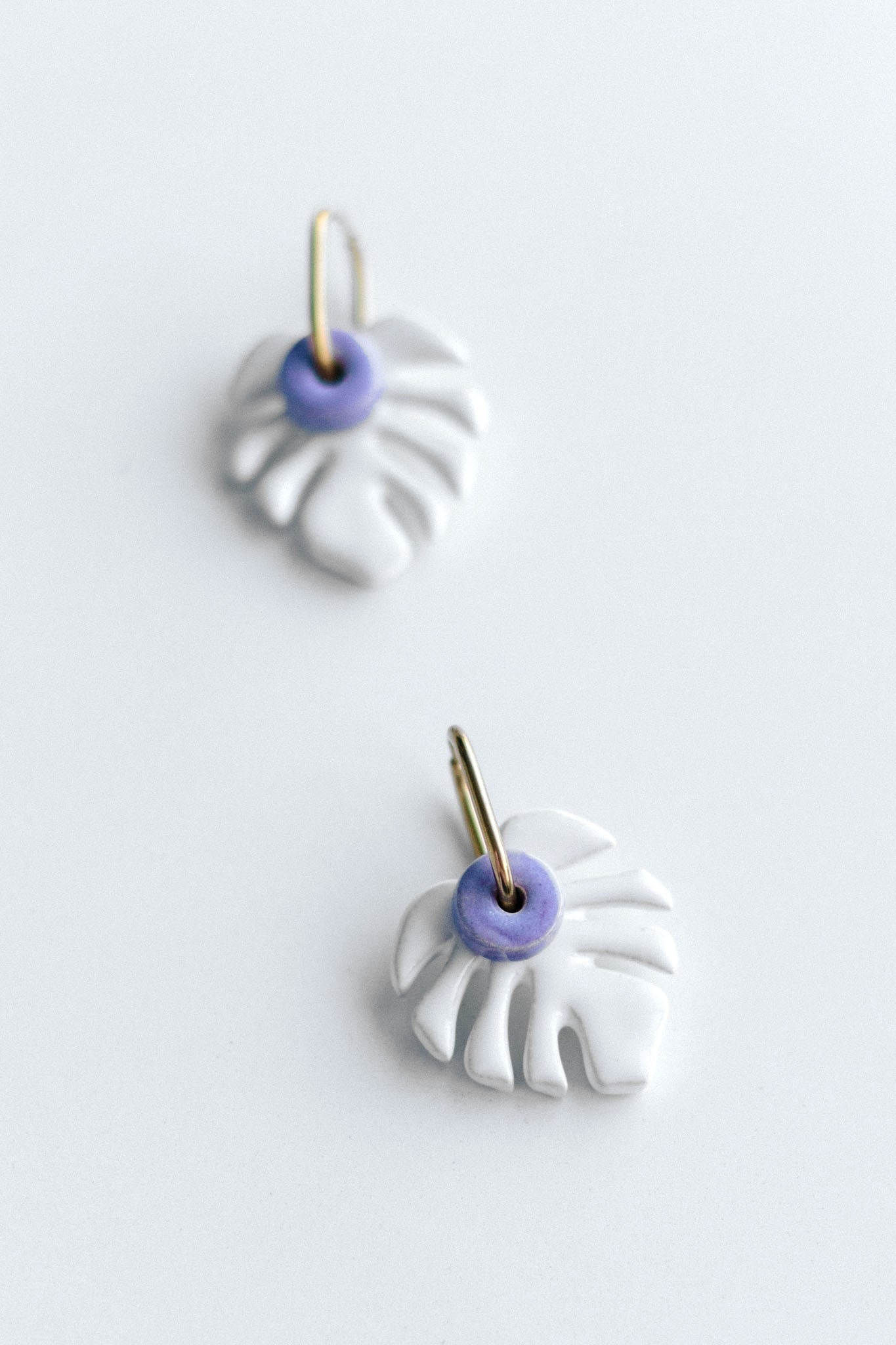 White Aloha Earrings | XL