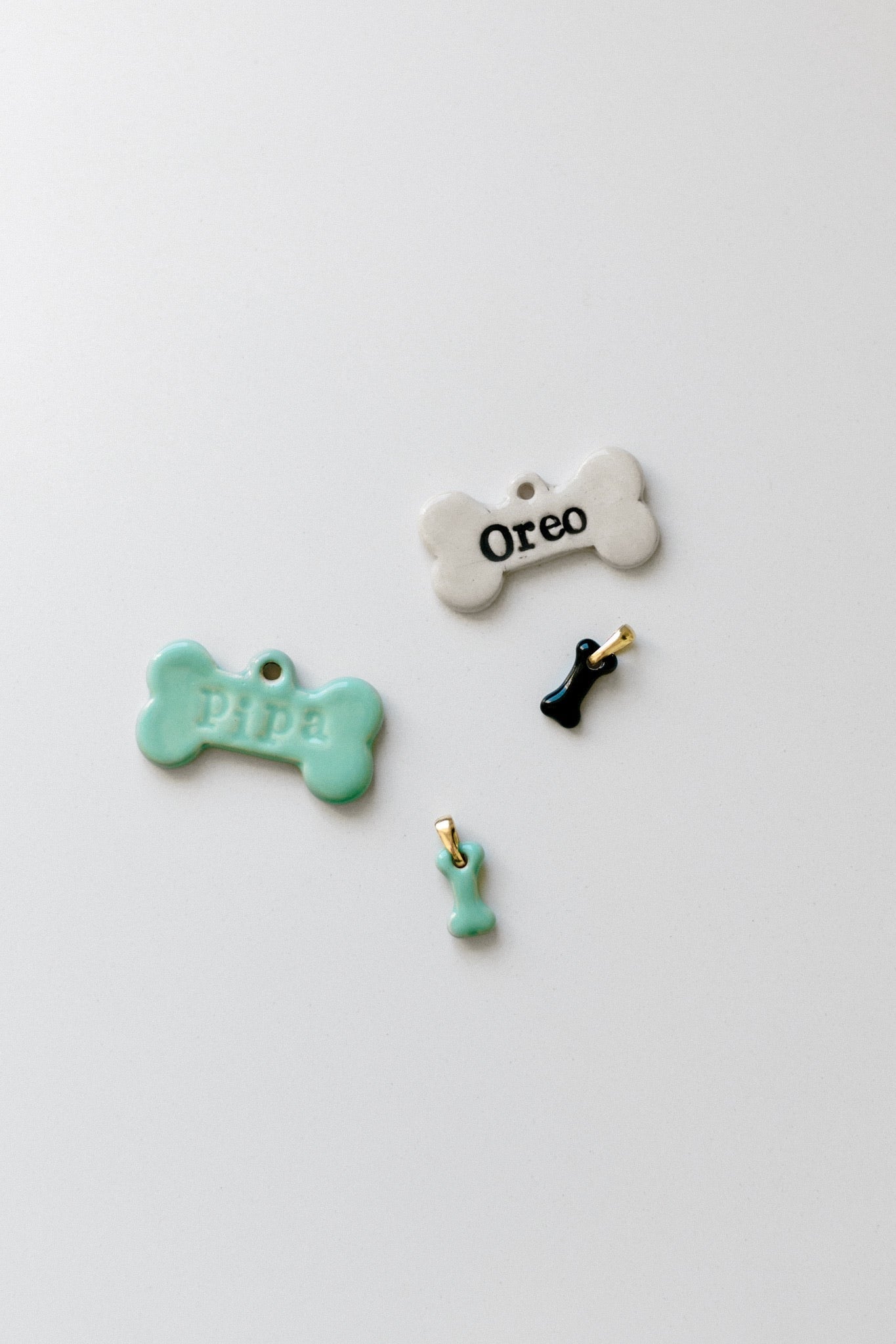 In total | Dog Tag - Pet