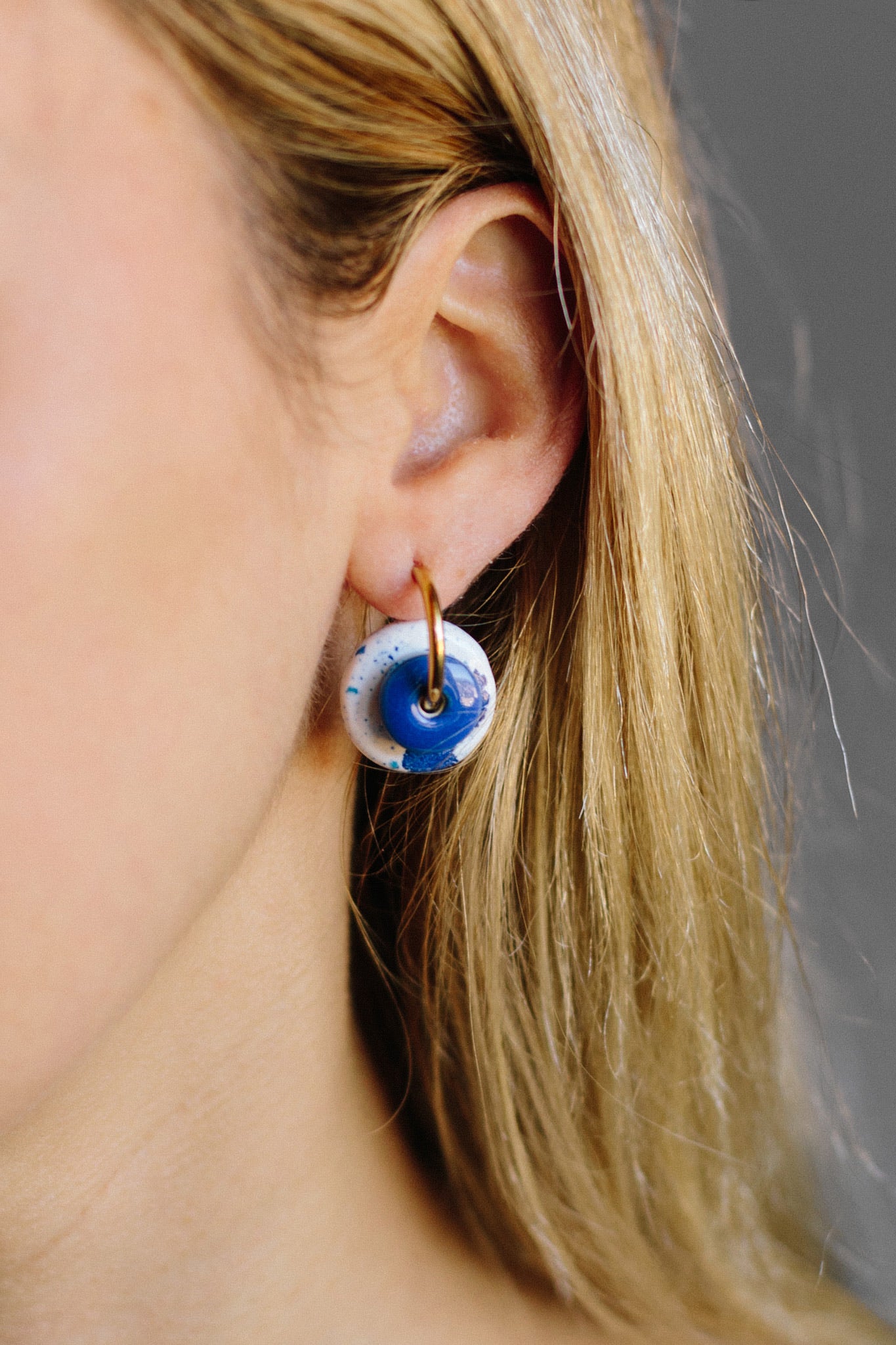 Clasic Golden Hoop Earrings 
