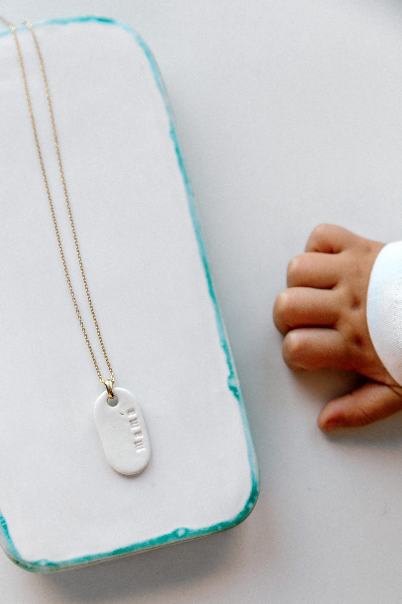 Nuevo | Colgante Mamá | L