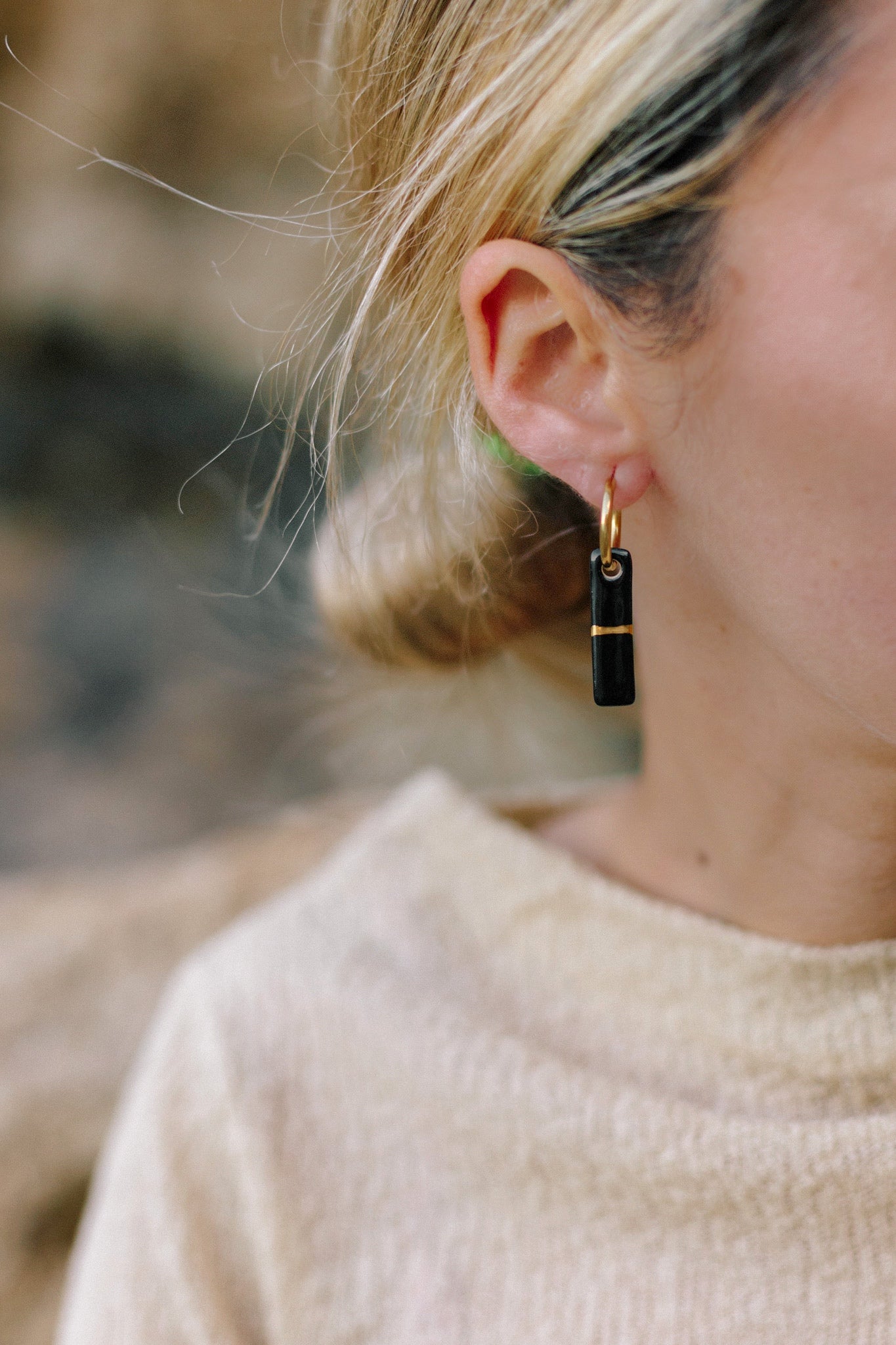 Nuevo | Pendientes Janubio Negro & Oro | L
