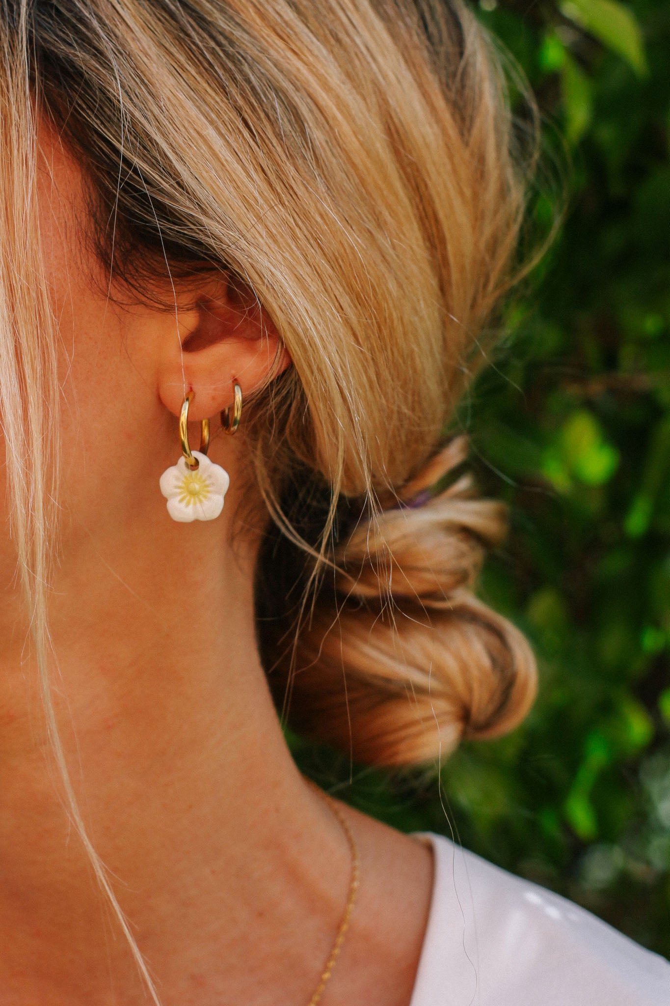 Nuevo | Pendientes Plumeria Blanco | S