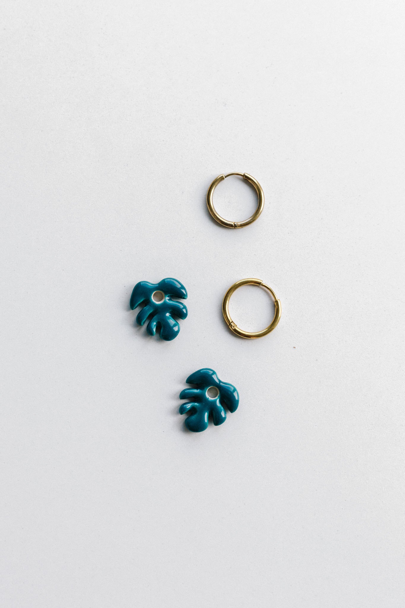 Nuevo | Pendientes Mini Aloha Azul Cobalto | S