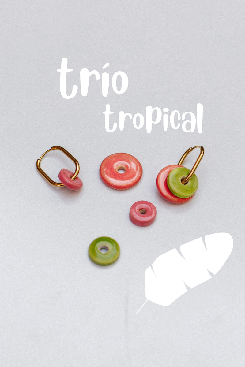 Tropical Threesome